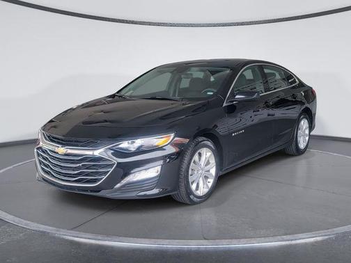 Mosaic Black Metallic 2024 Chevrolet Malibu LT