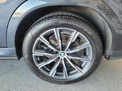 Arctic Gray Metallic 2020 BMW X6 xDrive40i