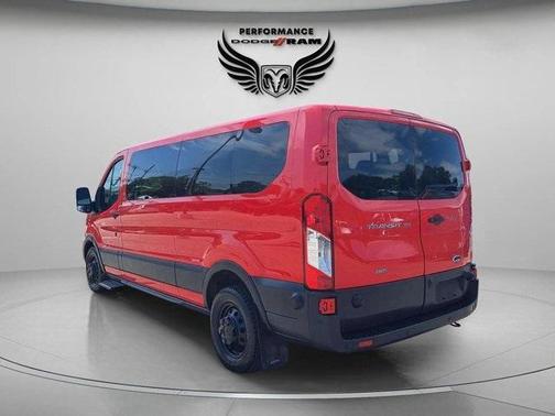 2022 Ford Transit-350 XLT