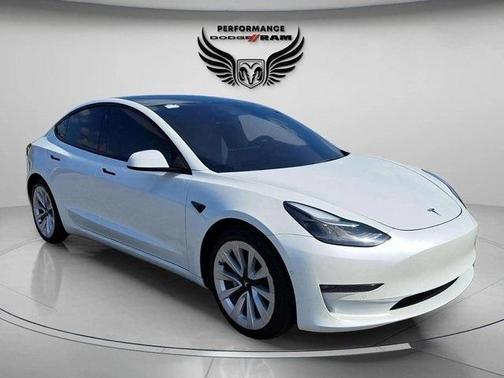 2022 Tesla Model 3 Long Range