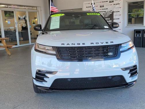 Arroios Grey 2024 Land Rover Range Rover Velar P250 Dynamic SE