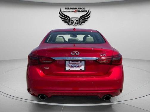 2022 INFINITI Q50 LUXE