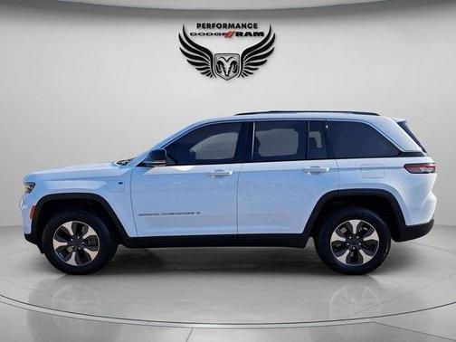 2022 Jeep Grand Cherokee 4xe Base