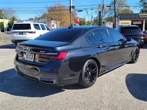 2020 BMW 740 i xDrive