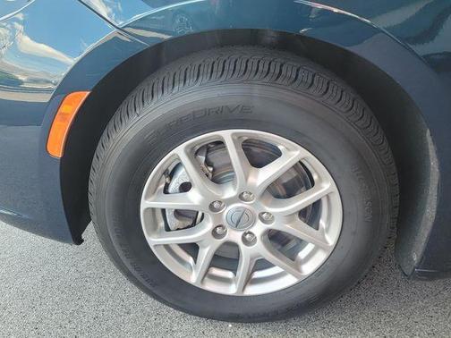 2024 Chrysler Pacifica Touring-L