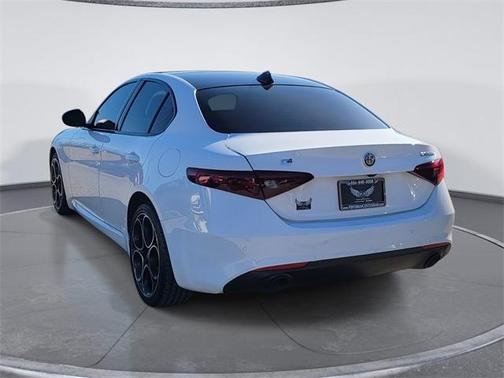 2022 Alfa Romeo Giulia Ti