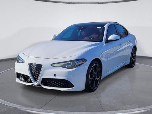 2022 Alfa Romeo Giulia Ti