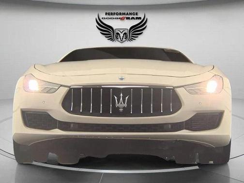 2018 Maserati Ghibli Base