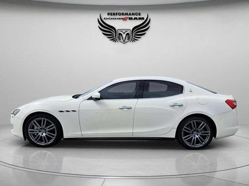 2018 Maserati Ghibli Base