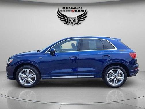 2024 Audi Q3 45 S line Premium