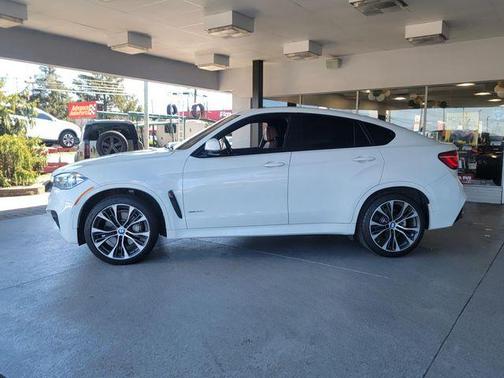 Alpine White 2019 BMW X6 xDrive50i