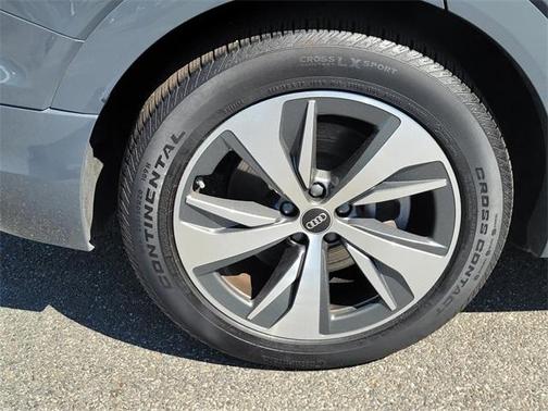 2024 Audi Q8 e-tron Premium