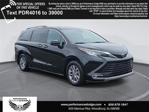 2022 Toyota Sienna XLE