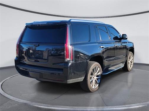 2019 Cadillac Escalade Luxury