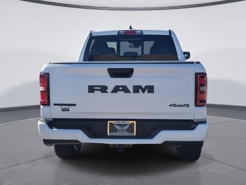 Bright White Clearcoat 2026 RAM 1500 Big Horn/Lone Star