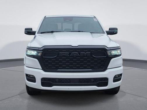 Bright White Clearcoat 2026 RAM 1500 Big Horn/Lone Star