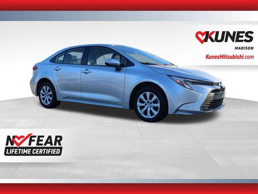 2025 Toyota Corolla Hybrid XLE