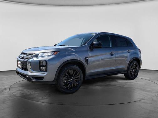Mercury Gray Metallic 2026 Mitsubishi Outlander Sport 2.0 LE
