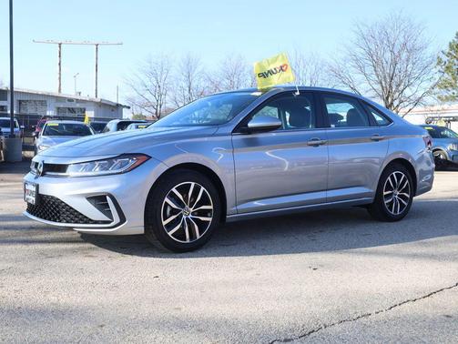 2025 Volkswagen Jetta 1.5T SE