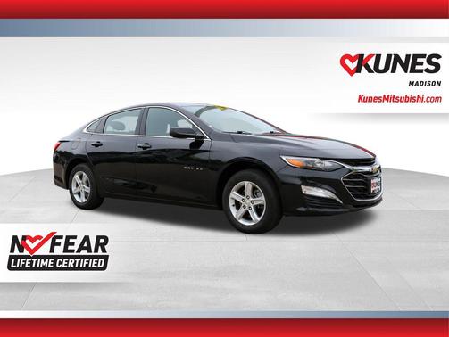 Mosaic Black Metallic 2023 Chevrolet Malibu FWD 1LT