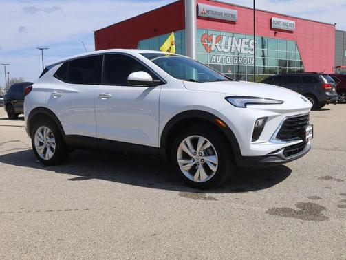 Summit White 2025 Buick Encore GX Preferred