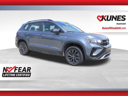 Platinum Gray Metallic 2024 Volkswagen Taos 1.5T S