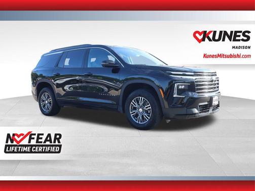 2024 Chevrolet Traverse LT