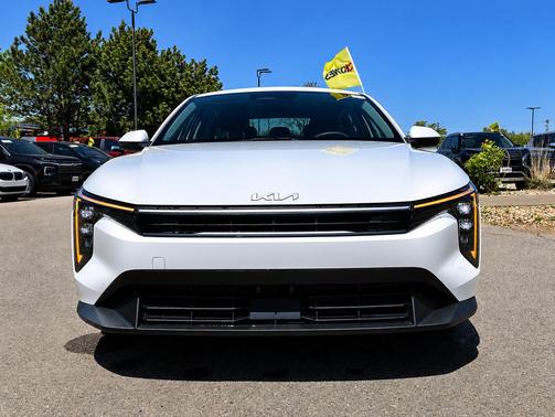 Snow White Pearl 2025 Kia K4 LXS