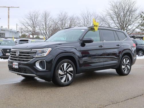 2025 Volkswagen Atlas 2.0T SE w/Technology 4MOTION