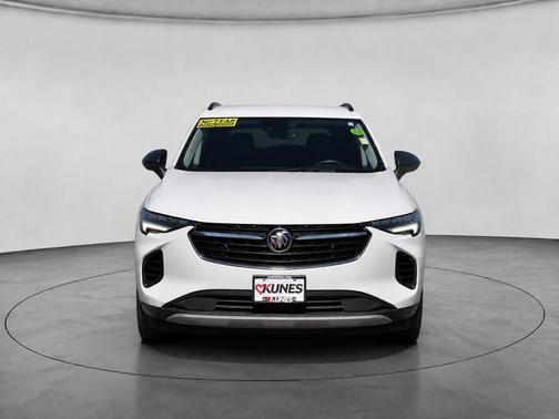 Summit White 2022 Buick Envision AWD Essence