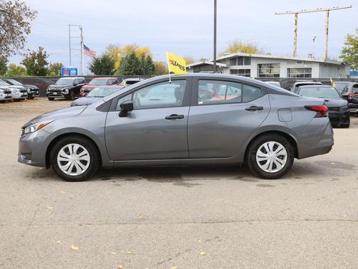 2024 Nissan Versa 1.6 S
