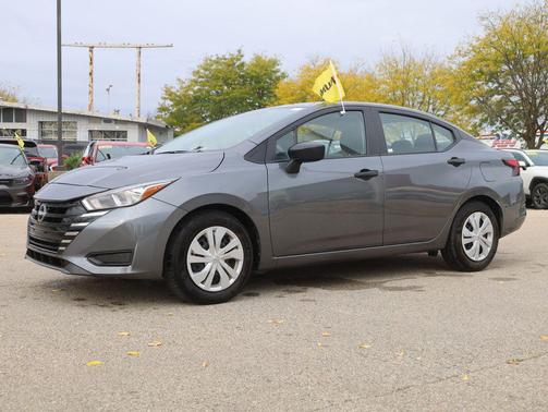 2024 Nissan Versa 1.6 S
