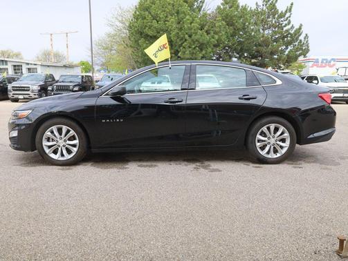 Mosaic Black Metallic 2023 Chevrolet Malibu FWD 1LT