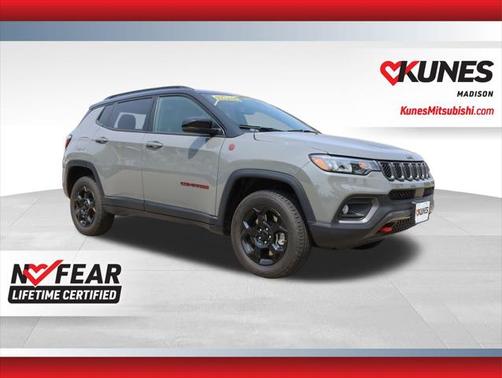 2023 Jeep Compass Trailhawk