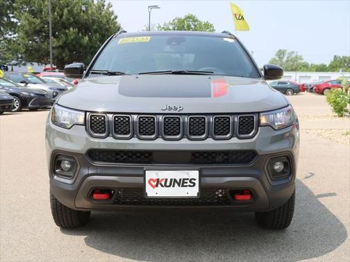 2023 Jeep Compass Trailhawk