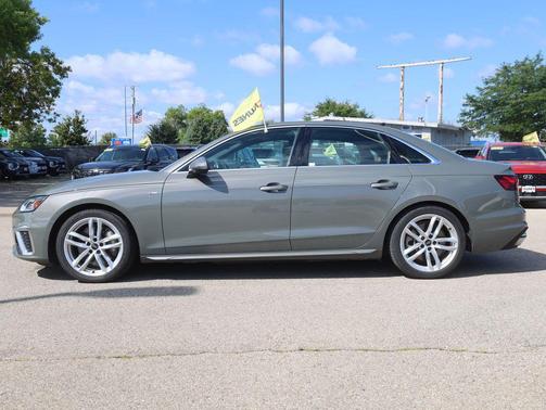 2023 Audi A4 45 S line Premium Plus
