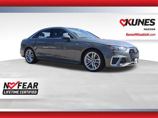 2023 Audi A4 45 S line Premium Plus