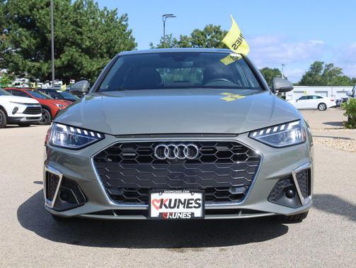 2023 Audi A4 45 S line Premium Plus