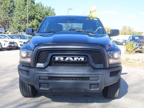 2024 RAM 1500 Classic Warlock Crew Cab 4x4 5'7' Box