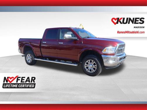 2018 RAM 2500 Laramie Crew Cab 4x4 6'4' Box