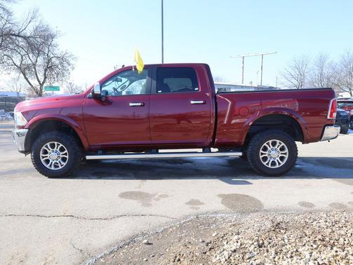 2018 RAM 2500 Laramie Crew Cab 4x4 6'4' Box