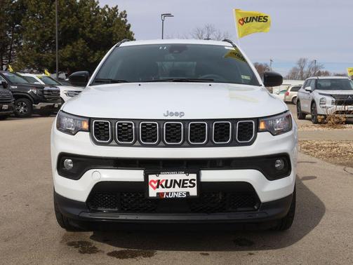 2025 Jeep Compass Latitude