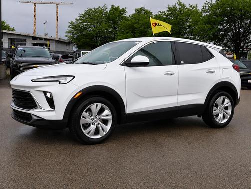 Summit White 2025 Buick Encore GX Preferred