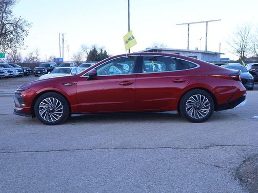 2025 Hyundai SONATA Hybrid SE