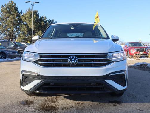 2024 Volkswagen Tiguan 2.0T S