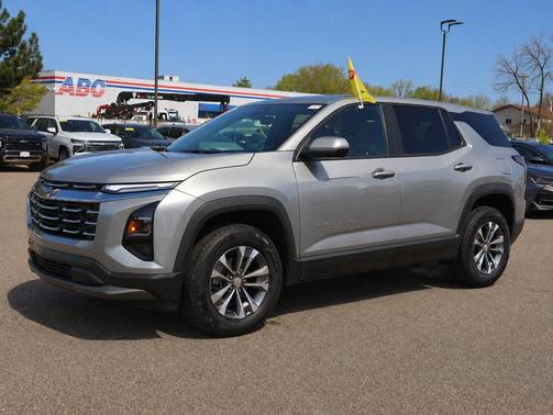 Sterling Gray Metallic 2026 Chevrolet Equinox 1LT