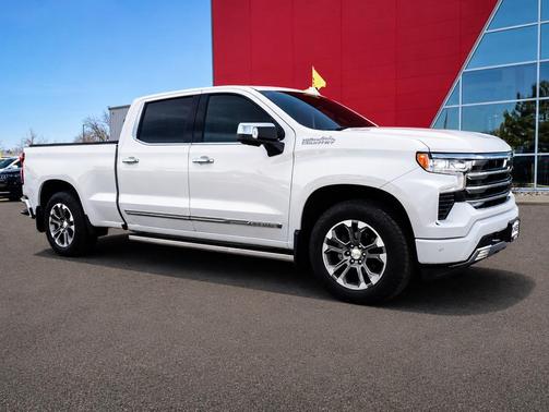 Pearl 2023 Chevrolet Silverado 1500 High Country