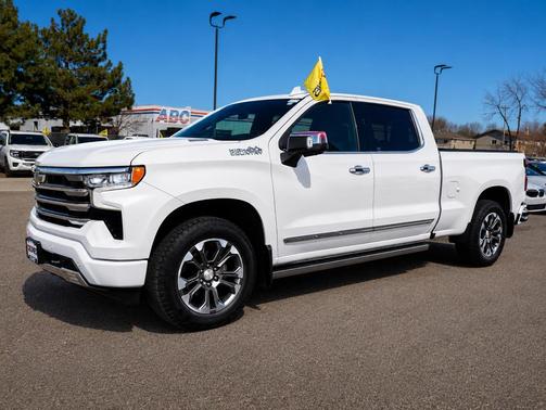 Pearl 2023 Chevrolet Silverado 1500 High Country