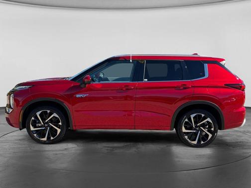 Red 2023 Mitsubishi Outlander PHEV SEL