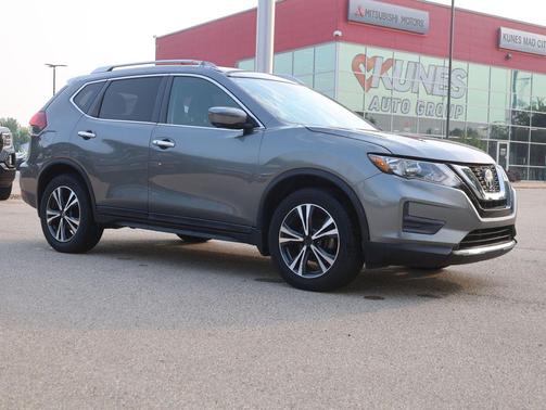2020 Nissan Rogue SV